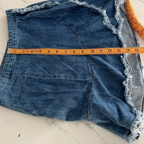 Lightweight Denim Skirt with side zipper - Picture 6 of 6